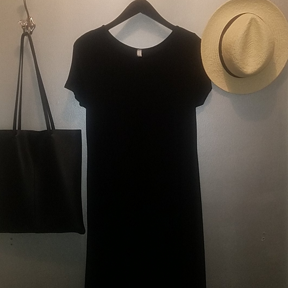 Pinkblush maternity dress.